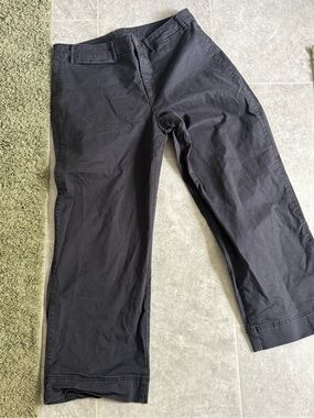 Old Navy Women’s Gray Cropped Wide Leg Pants size 12